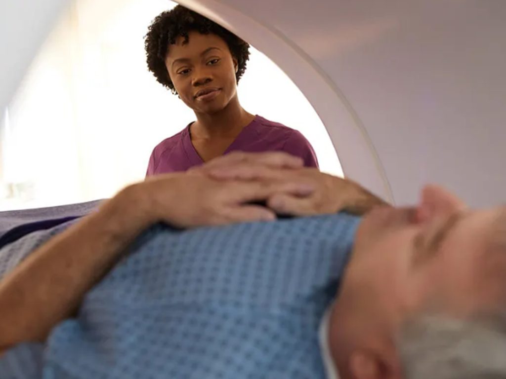 Halcyon accelerator liniar (LINAC) pentru radioterapie oncologică